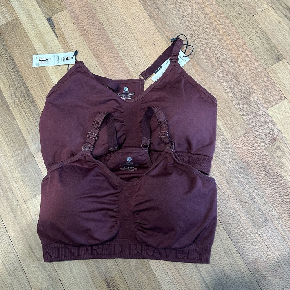 NWT Handsfree Pumping Bra Kindred Bravely